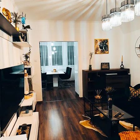 Zen Apartment
