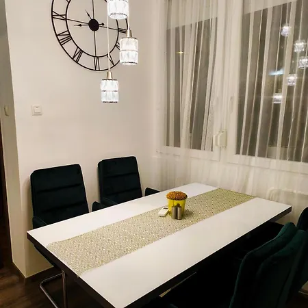 Zen Apartment *